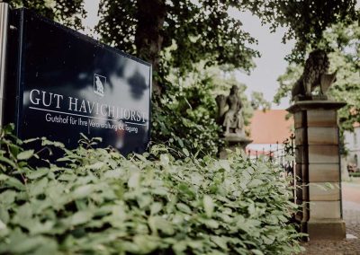 Schild Gut Havichhorst am Eingangstor Gut Havichhorst